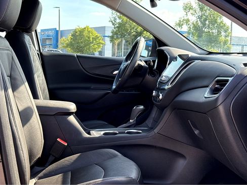 Used 2021 Chevrolet Equinox LT image 7