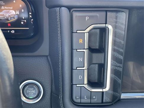 Certified 2022 GMC Yukon Denali image 24