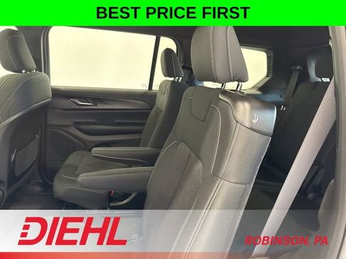 New 2026 Jeep Grand Cherokee L 4WD image 19