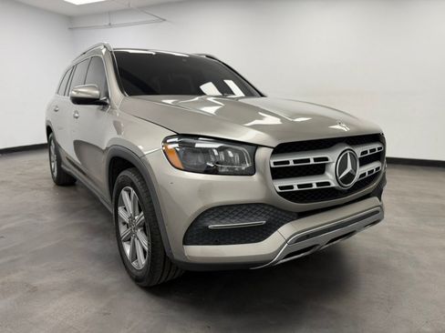 Used 2022 Mercedes-Benz GLS 450 4MATIC image 11