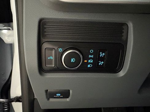 New 2026 Ford F350 XLT w/ 360-Degree Camera Package AWD/4WD image 22