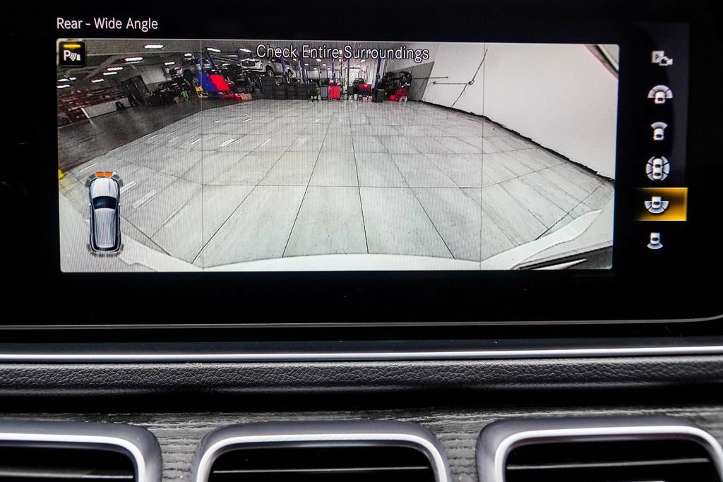 Used 2022 Mercedes-Benz GLE 53 AMG 4MATIC image 32