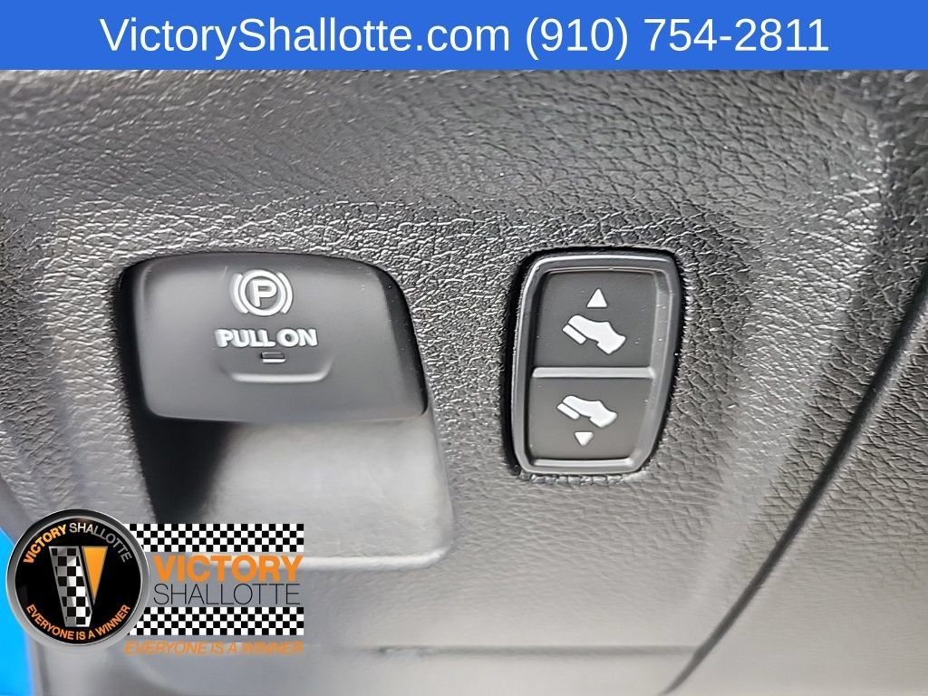 Used 2025 RAM 1500 Big Horn AWD/4WD image 18