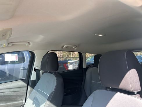 Used 2015 Ford Escape SE image 8