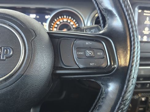 Used 2021 Jeep Wrangler Unlimited Sport image 12