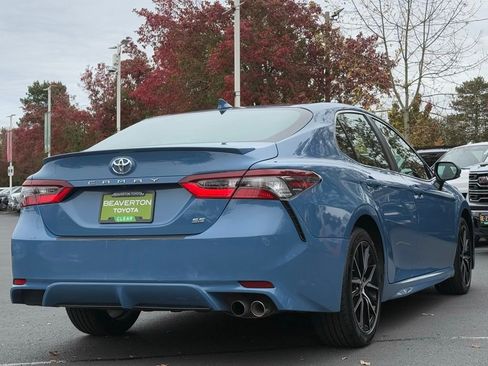 Used 2024 Toyota Camry SE w/ Cold Weather Package image 5