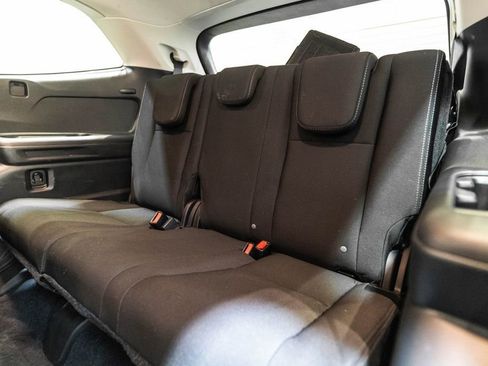 Used 2024 Subaru Ascent Premium w/ Convenience Package image 32