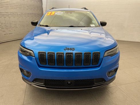 Certified 2023 Jeep Cherokee Altitude Lux w/ Lux Elite Package image 10