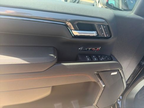 New 2026 GMC Sierra 1500 AT4 w/ AT4 Premium Package AWD/4WD image 17