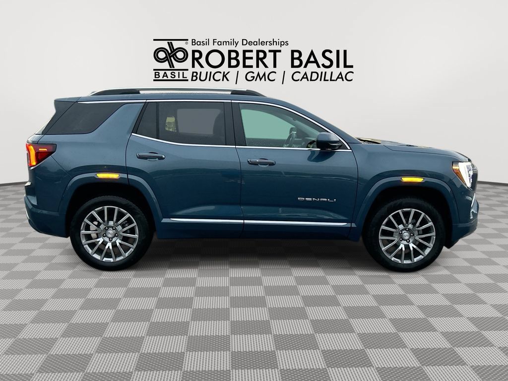 Used 2026 GMC Terrain Denali AWD/4WD image 9