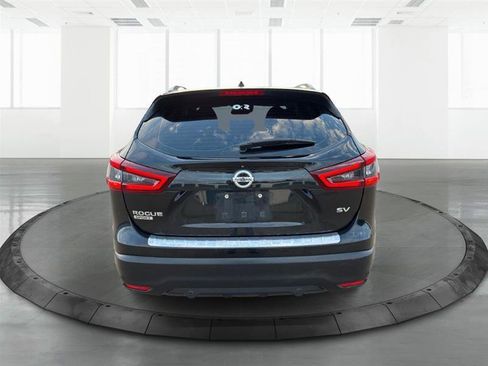 Used 2020 Nissan Rogue Sport SV image 7