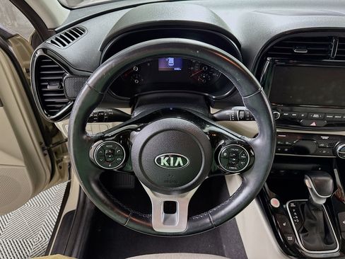 Used 2020 Kia Soul EX image 15