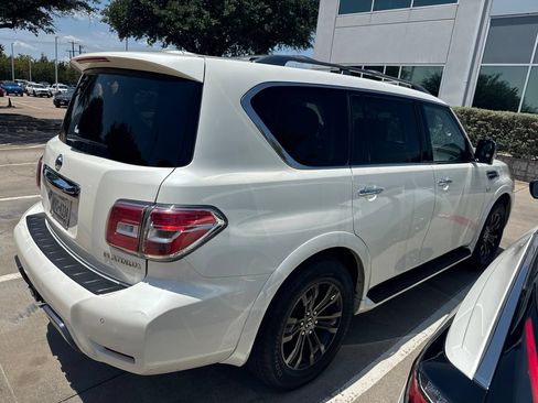 Used 2019 Nissan Armada Platinum w/ Captain's Chairs Package AWD/4WD image 4