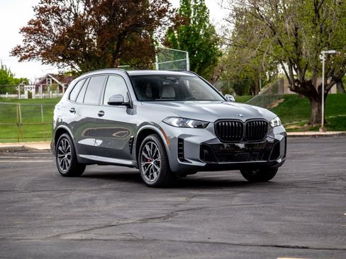 New 2026 BMW X5 xDrive40i w/ M Sport Package image 7