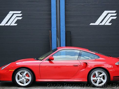 Used 2002 Porsche 911 Turbo AWD/4WD image 2