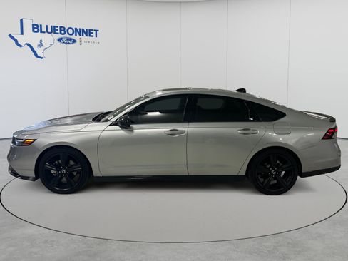 Used 2024 Honda Accord Sport image 8