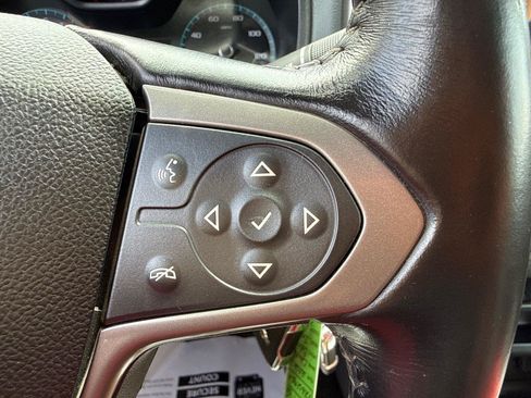 Used 2016 Chevrolet Colorado Z71 AWD/4WD image 16