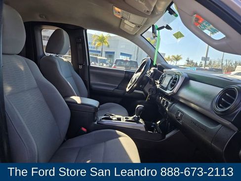 Used 2016 Toyota Tacoma SR5 image 15