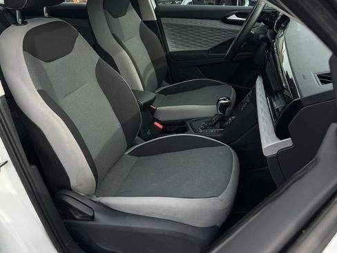 Used 2022 Volkswagen Taos S w/ IQ Drive S Package image 10