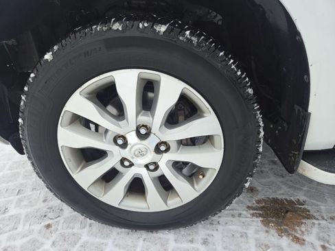 Used 2011 Toyota Sequoia Limited image 9