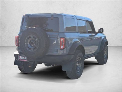 Used 2025 Ford Bronco Badlands image 5