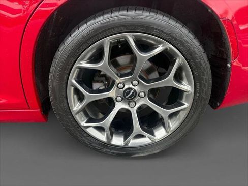 Certified 2018 Chrysler 300 S w/ 300S Premium Group RWD image 8