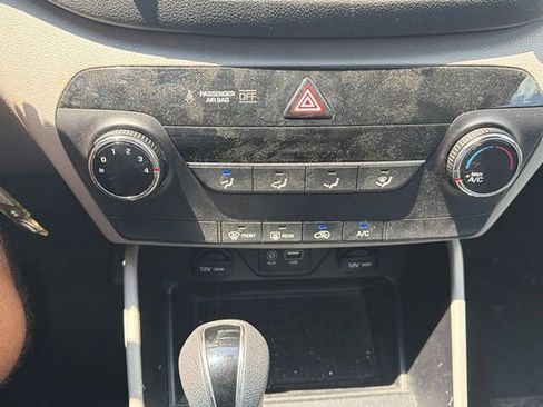 Used 2016 Hyundai Tucson SE w/ Option Group 02 AWD/4WD image 4