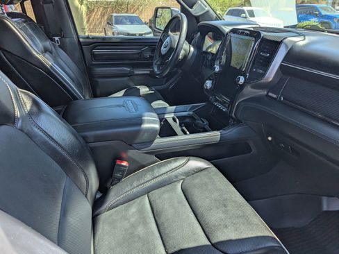 Used 2023 RAM 1500 Limited AWD/4WD image 7