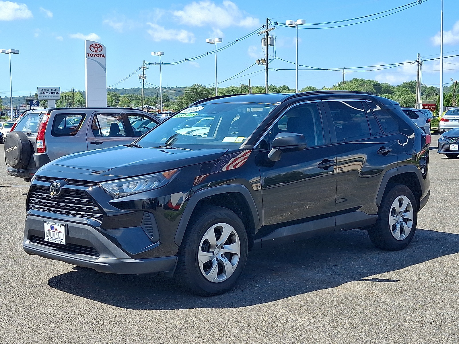 Used 2021 Toyota RAV4 LE w/ Carpet Mat Package (TMS) AWD/4WD image 3