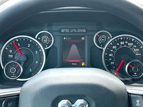 New 2026 RAM 2500 Tradesman AWD/4WD image 19