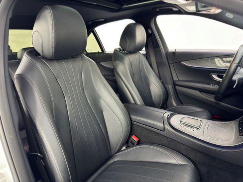 Used 2021 Mercedes-Benz E 350 Sedan w/ Premium Package image 37