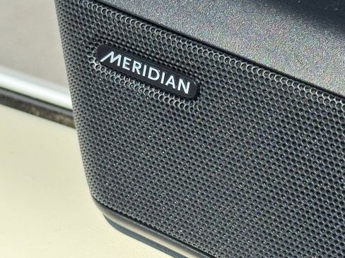 Used 2023 Land Rover Range Rover SE image 19