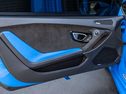 Used 2024 Lamborghini Huracan Tecnica RWD image 17