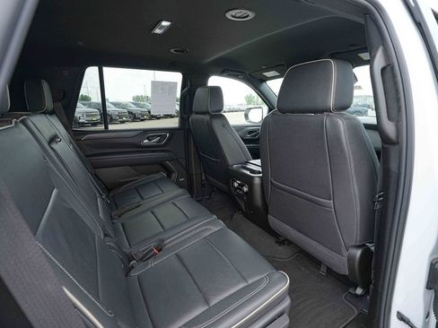 Used 2024 GMC Yukon SLT AWD/4WD image 26