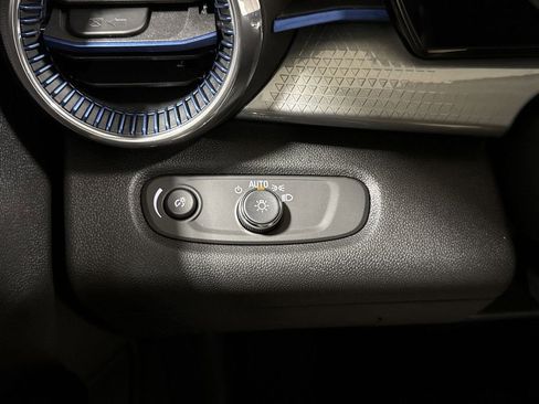 New 2026 Chevrolet Trax LT w/ LT Convenience Package image 18