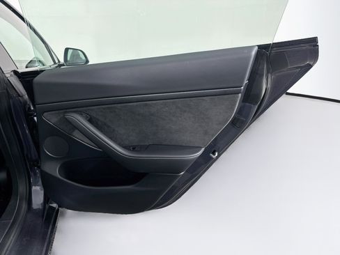 Used 2023 Tesla Model 3 Standard Range RWD image 30
