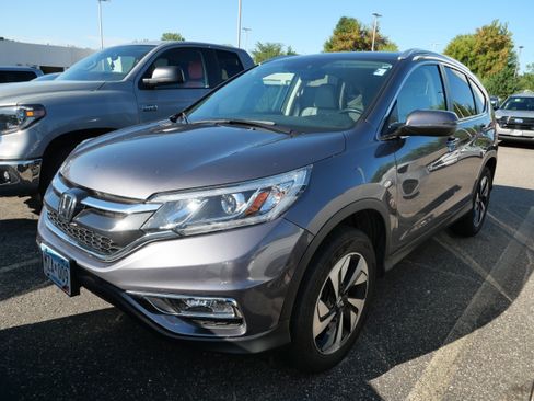 Used 2016 Honda CR-V Touring image 4