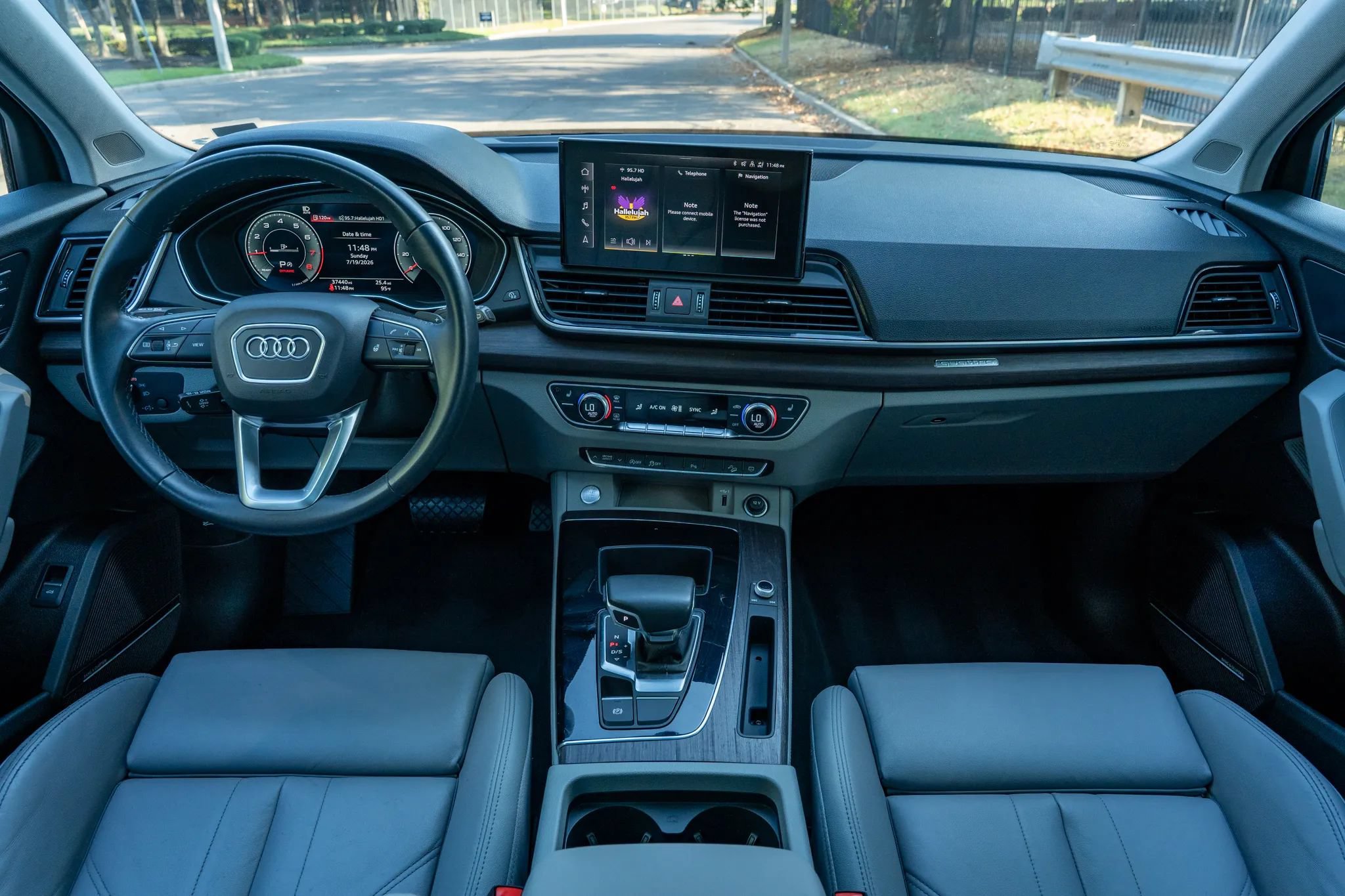 Used 2024 Audi Q5 2.0T Premium Plus AWD/4WD image 17