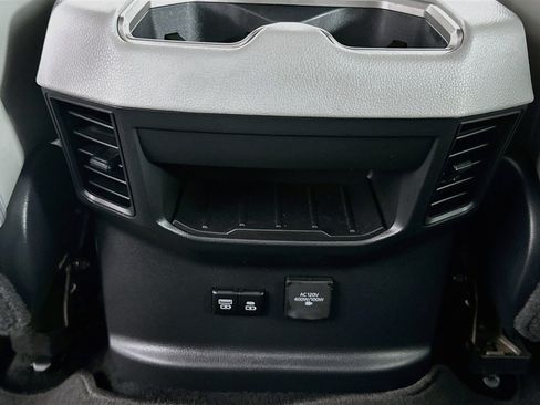 Used 2024 Toyota Tundra Limited w/ Power Package AWD/4WD image 27