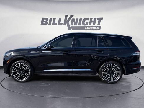 Used 2025 Lincoln Aviator Black Label image 2