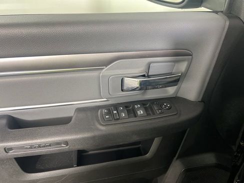 Certified 2022 RAM 1500 Classic SLT image 15