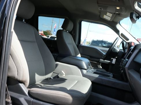 Used 2018 Ford F150 XLT w/ Equipment Group 302A Luxury AWD/4WD image 11