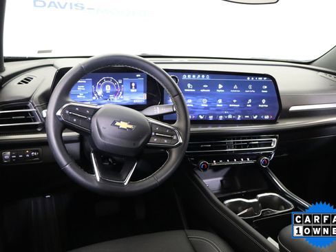 Used 2026 Chevrolet Traverse LT AWD/4WD image 16