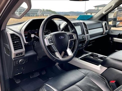 Used 2020 Ford F350 Lariat w/ Lariat Ultimate Package image 18