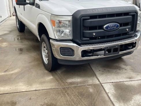 Used 2016 Ford F250 XL w/ Power Equipment Group AWD/4WD image 2