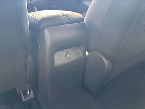 Used 2025 Nissan Sentra SV image 23