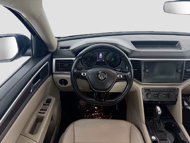 Used 2019 Volkswagen Atlas SE w/ Towing Package FWD image 16