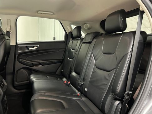 Used 2022 Ford Edge Titanium AWD/4WD image 26