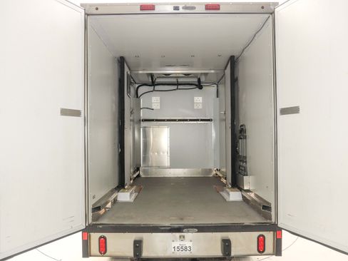 Used 2023 Ford E-350 and Econoline 350 Super Duty w/ Power Windows & Locks Group RWD image 10