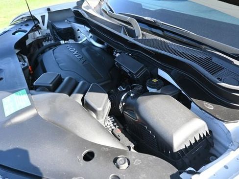 Used 2023 Honda Passport TrailSport image 16